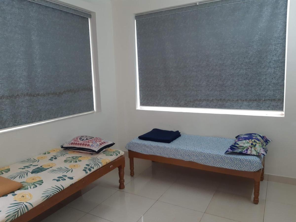 Srinivasa Hotel Τιρουπάτι Εξωτερικό φωτογραφία