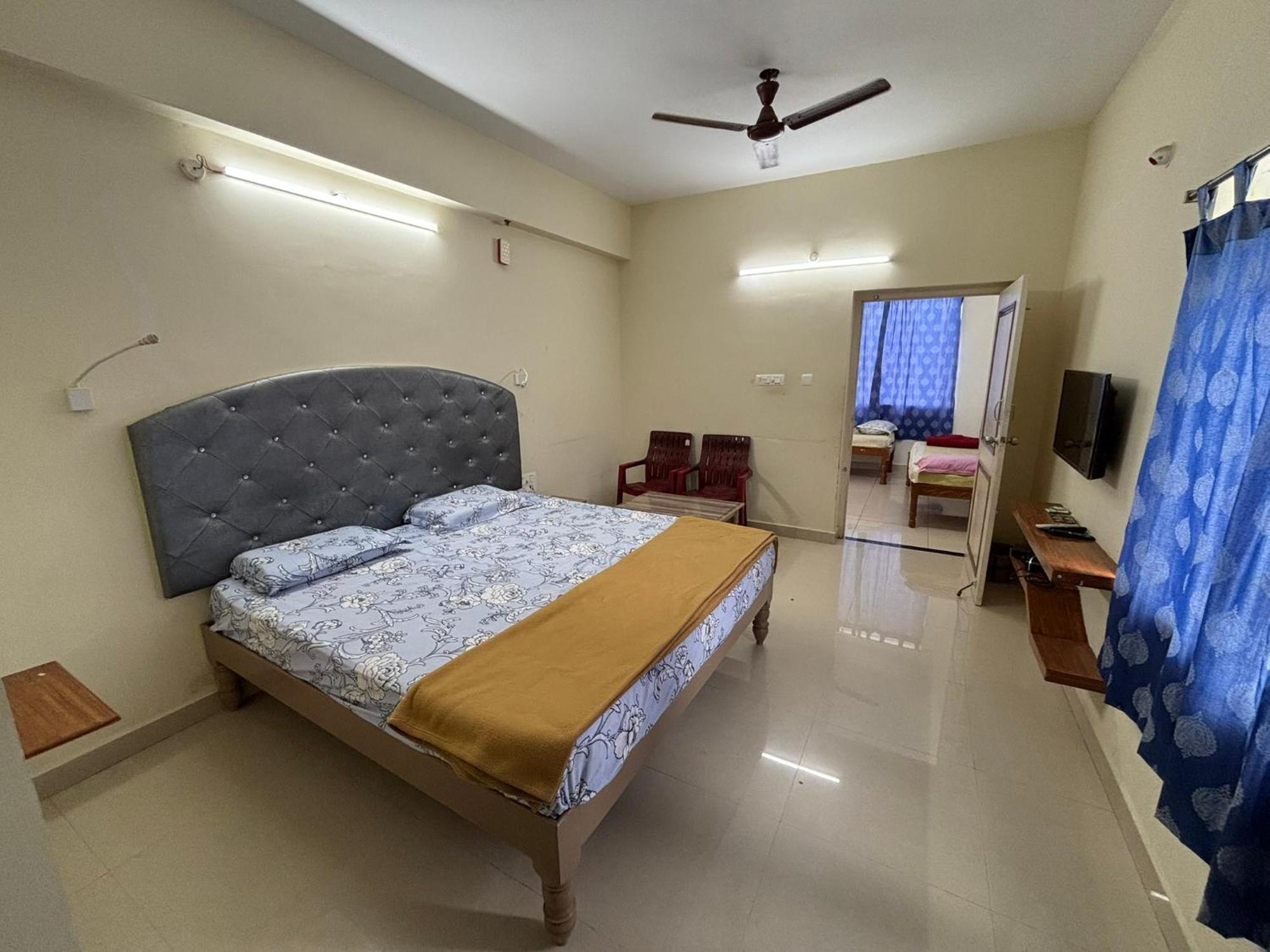 Srinivasa Hotel Τιρουπάτι Εξωτερικό φωτογραφία